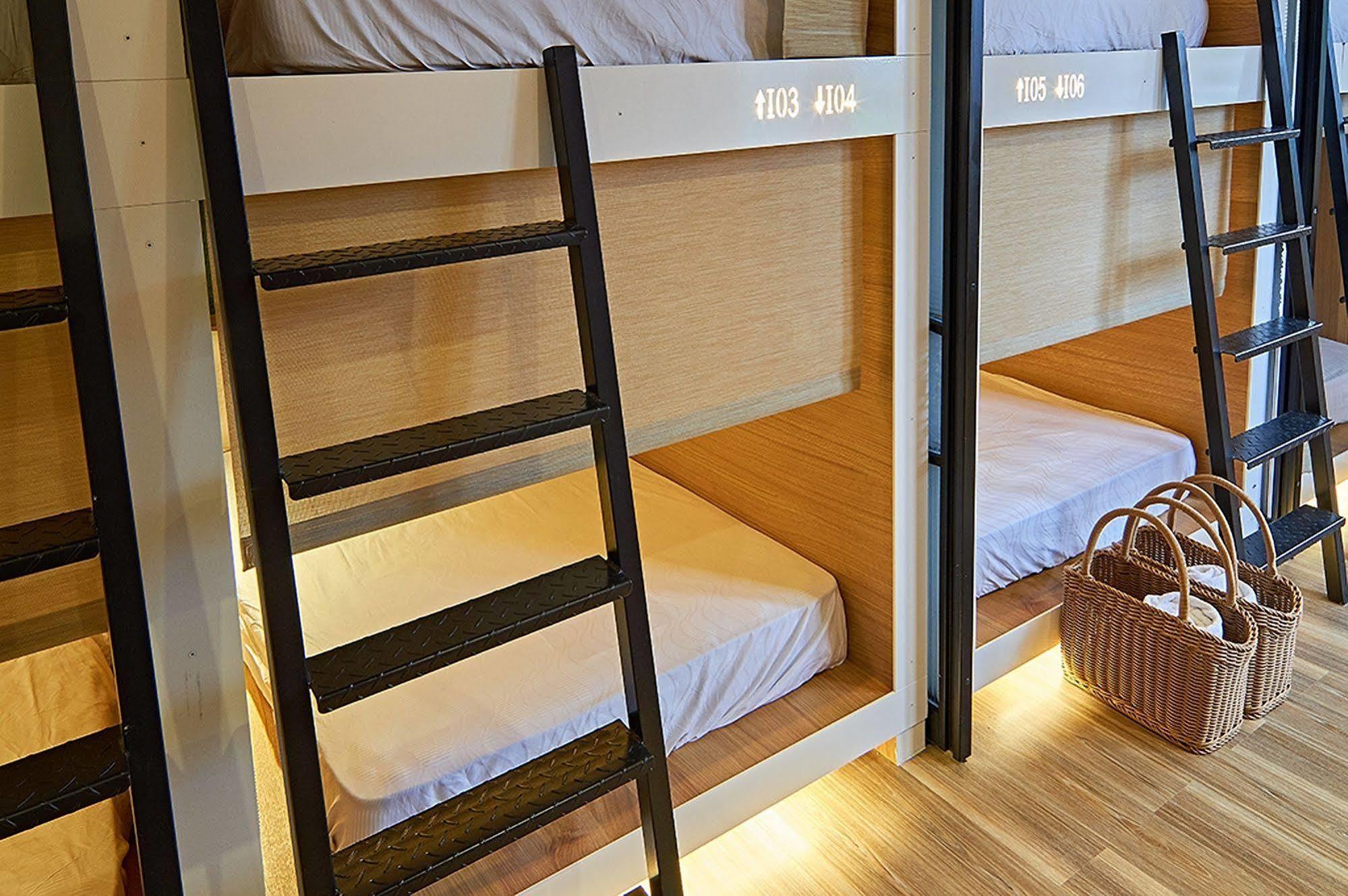 East Hostel Jiaoxi Buitenkant foto